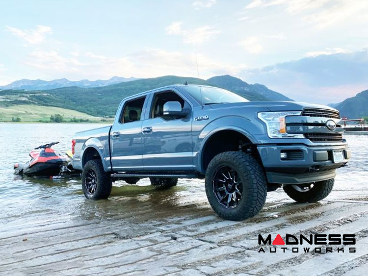 Ford F-150 Suspension Lift - 6in - MAX3.3 System - ReadyLIFT - 2015-2020